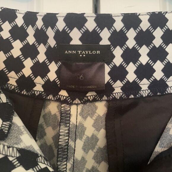 Ann Taylor shorts.  - Picture 2 of 5